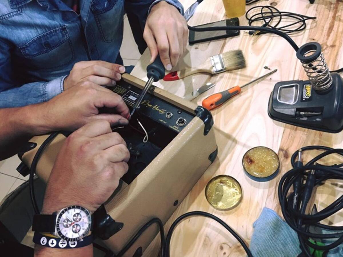 Los Repair Café un lugar para arreglarlo todo