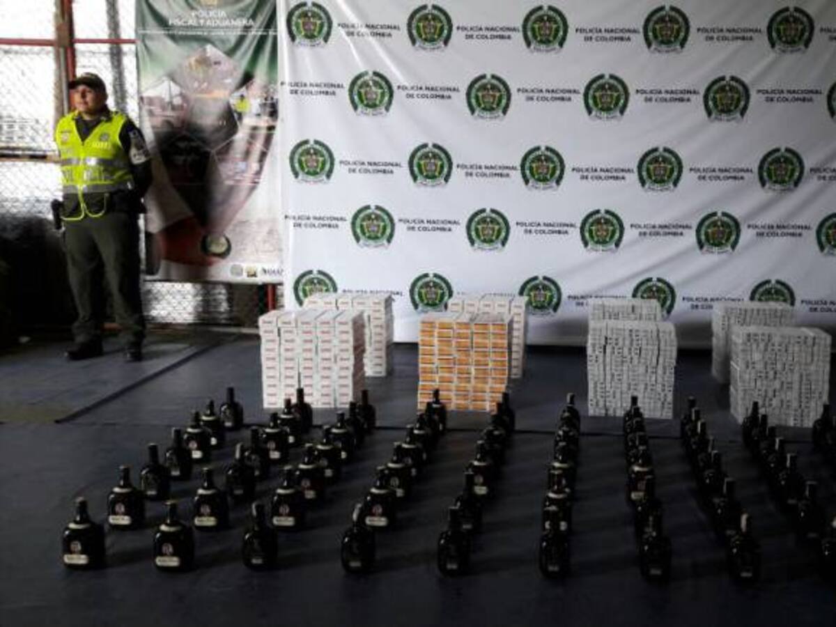 Incautan licor y cigarrillos de contrabando que ingresaba a Barranquilla