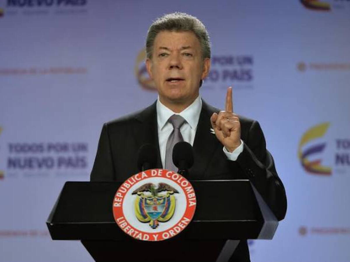 Santos acepta propuesta de Farc de acelerar cese bilateral para 16 de diciembre