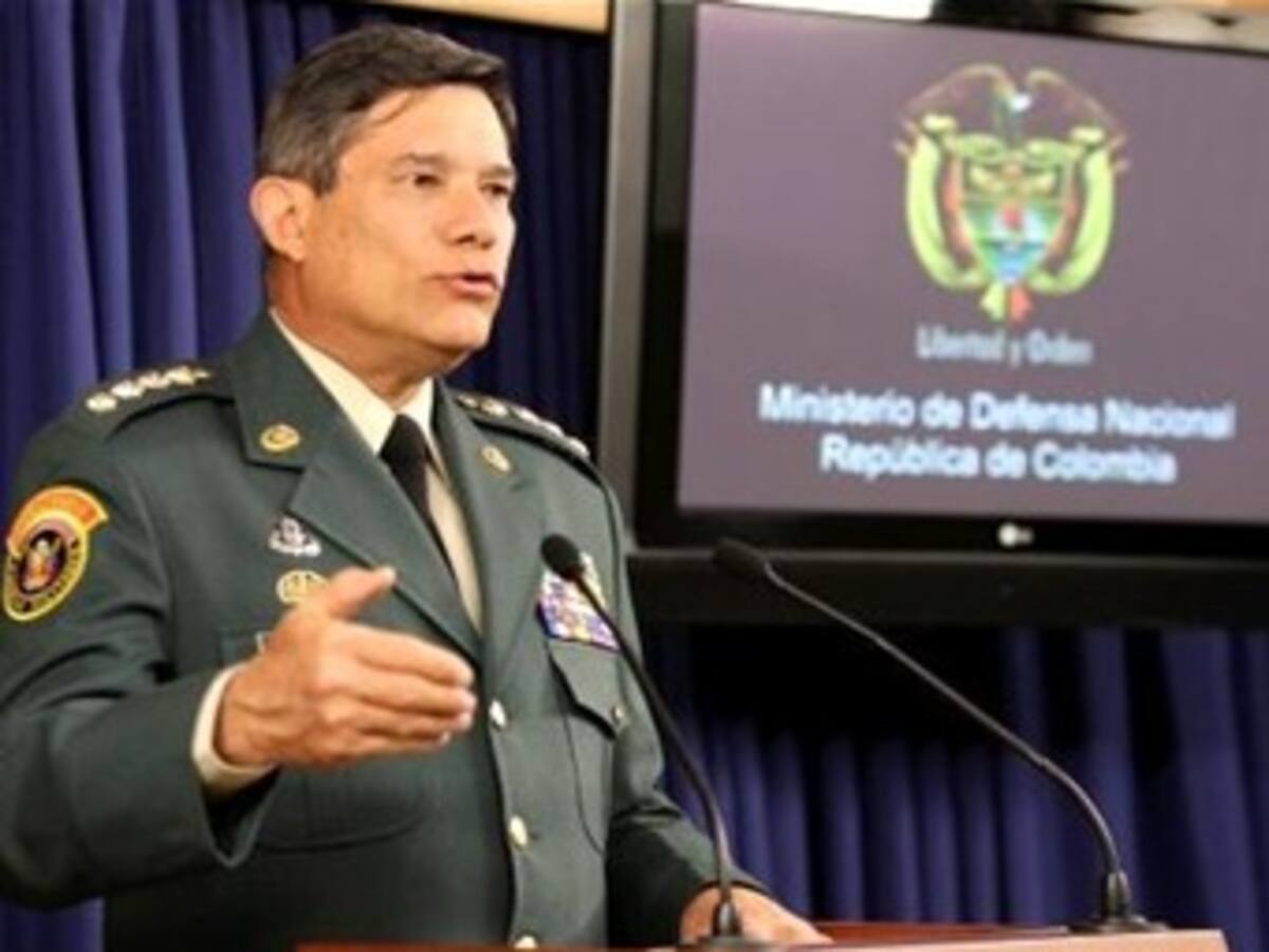 Renuncia general Padilla de León tras ser señalado de crímenes de lesa humanidad