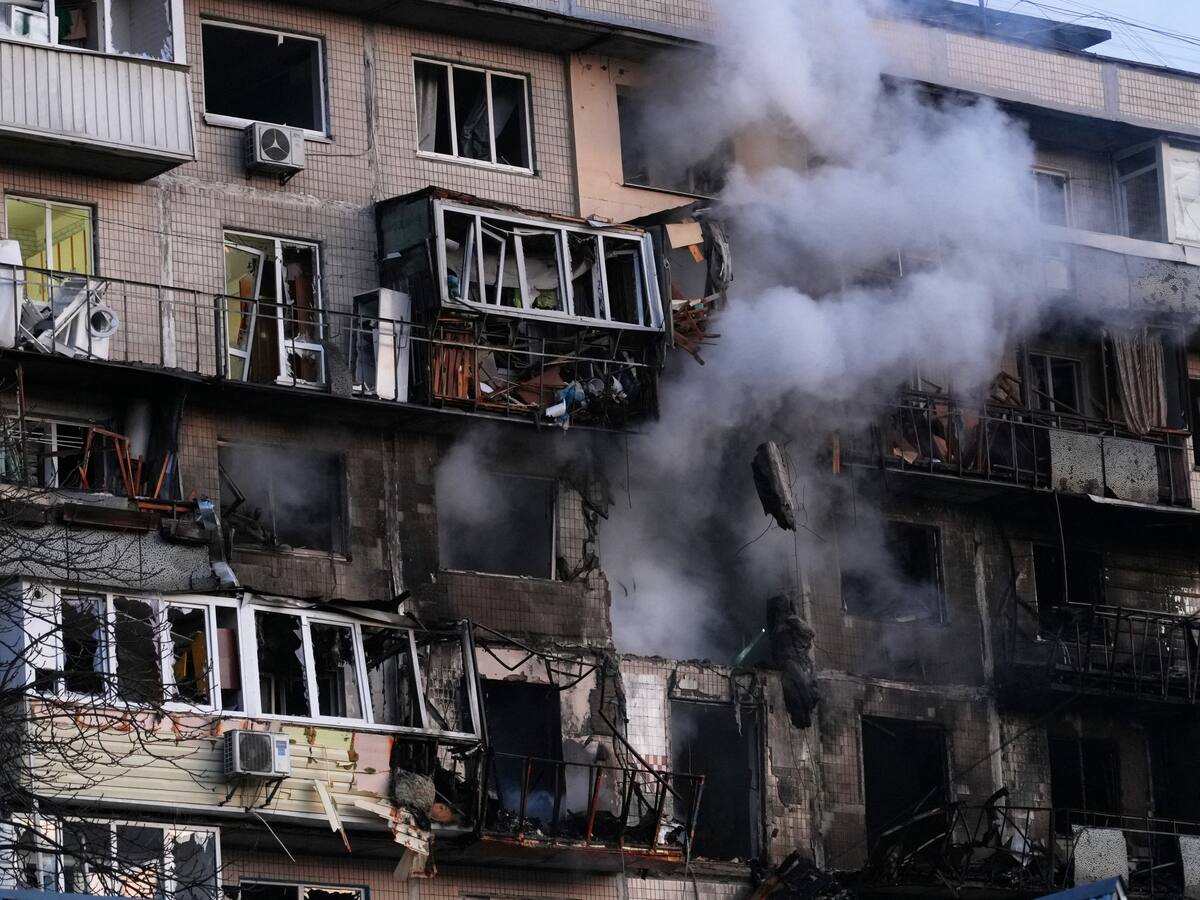 Ucrania: seis personas murieron en ataques rusos que afectaron la mayoría de distritos de Kiev
