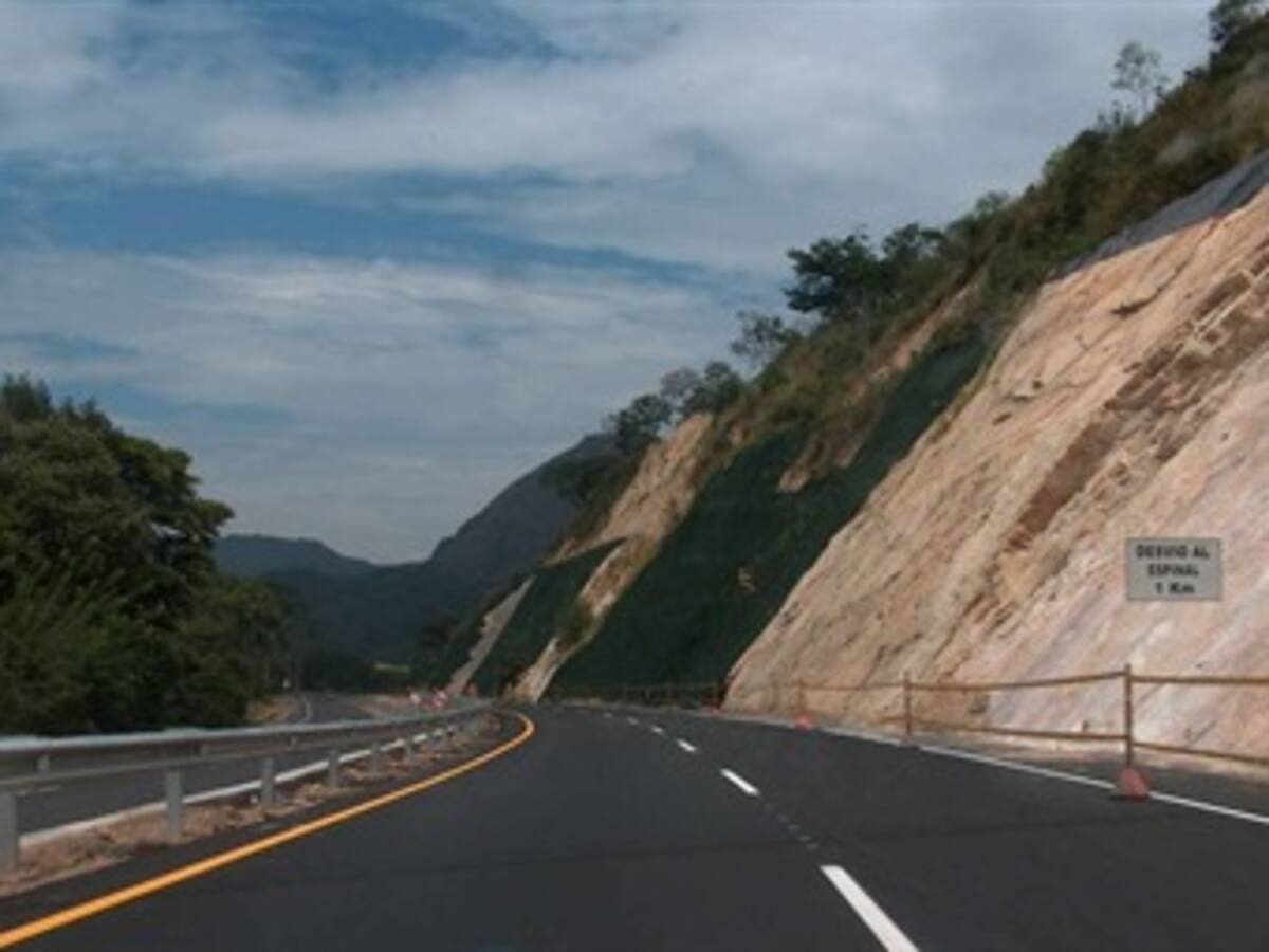 Gobierno inicia inspección de 132 km de doble calzada Bogotá – Girardot