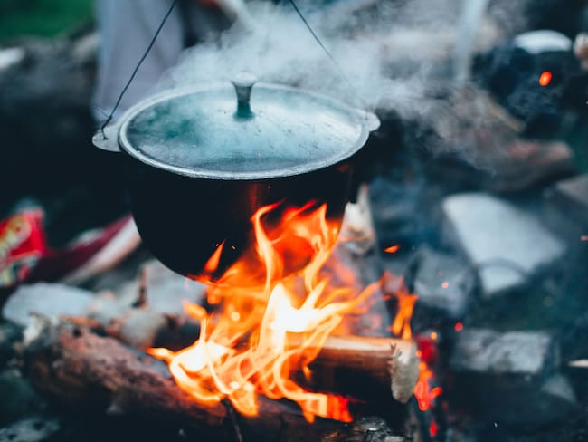 Peligros de cocinar con leña: Subsidios para ayudar a los colombianos, ¿cómo funciona?