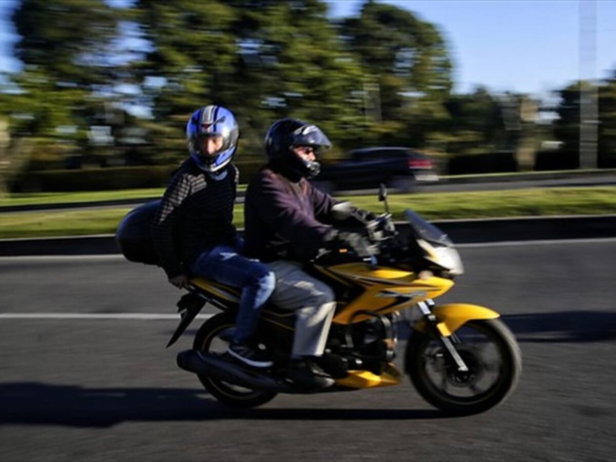 Alcalde descarta prohibir parrillero hombre en Popayán