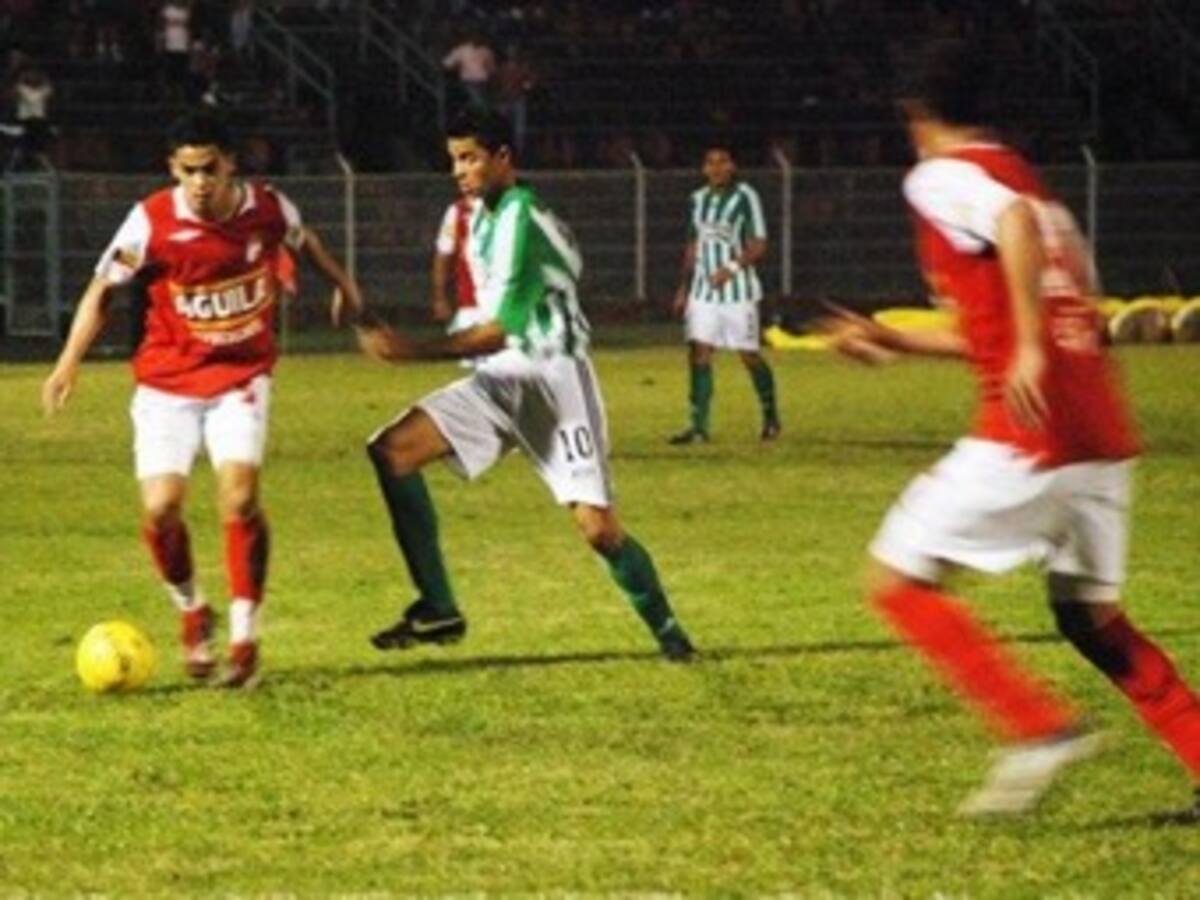 Nacional-Santa Fe atractivo al cierre de la fecha 15 del fútbol colombiano