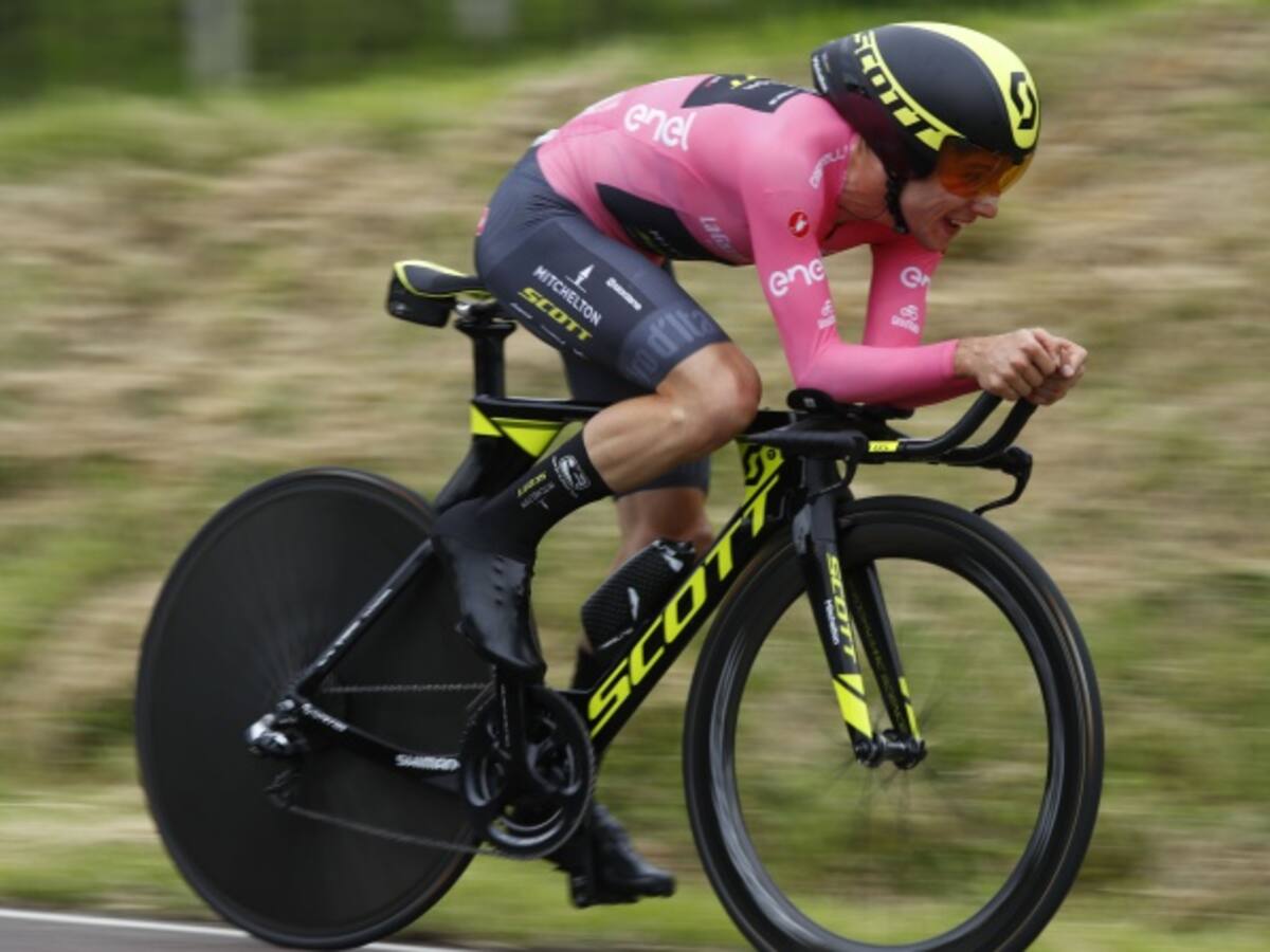 Rohan Dennis ganó la etapa 16; Yates sigue de líder y López cayó 2 puestos