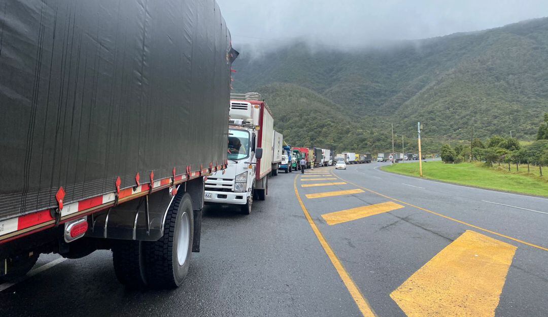 Via Panamericana, colapsó puente de Aguadas II en el km 41 en el trayecto Pasto Mojarras