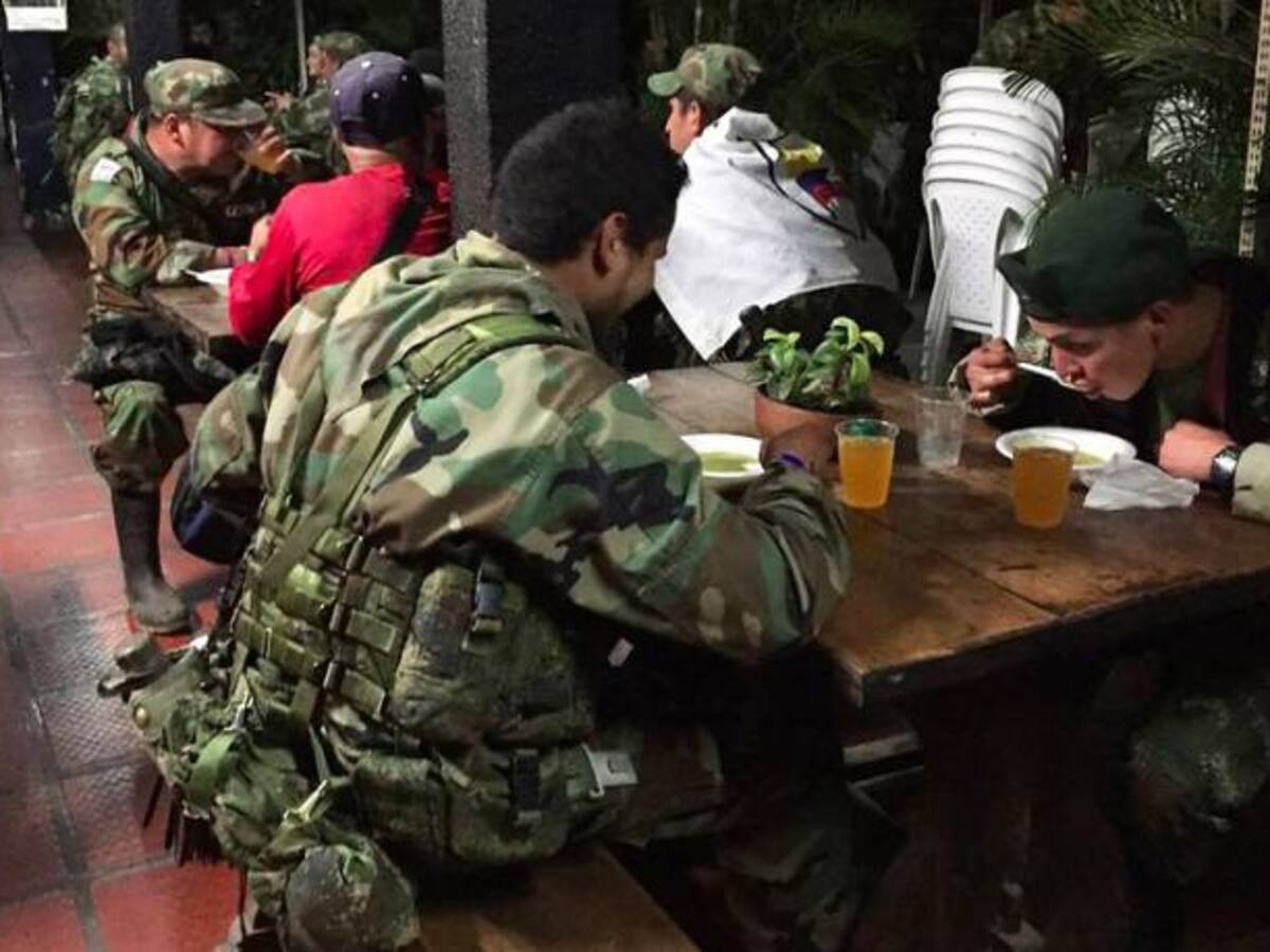 Gobierno suministrará alimentación por 3 meses más a excombatientes de Farc