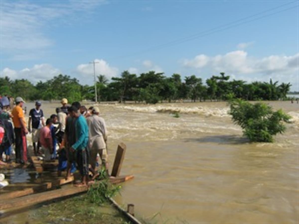 EE.UU. ofrece respaldo a Colombia para enfrentar la tragedia invernal