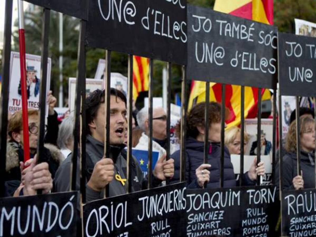 El soberanismo se manifiesta de nuevo para pedir la libertad de los encarcelados
