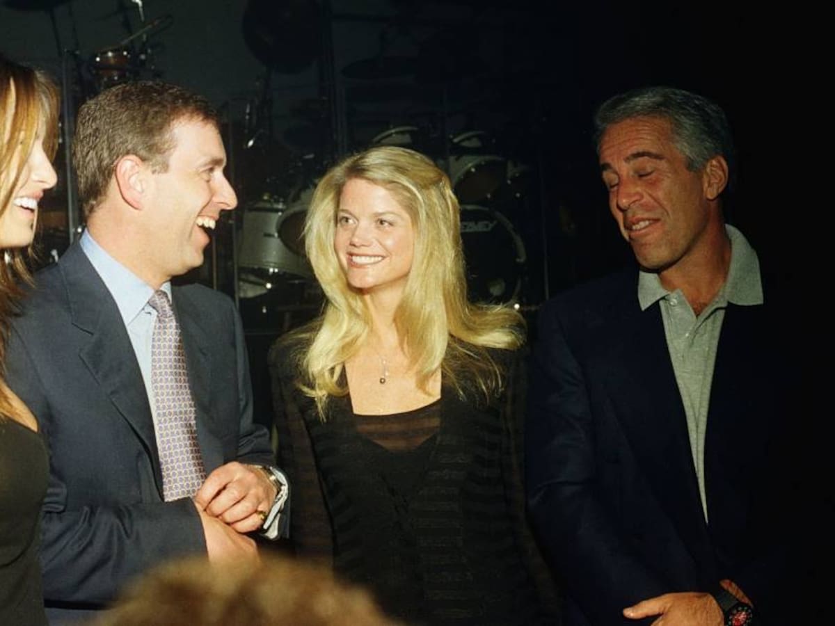 El príncipe Andrés perdió sus títulos militares y patrocinio real