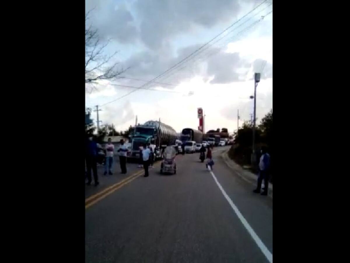 En Bolívar habitantes de San Juan protestan por falta de agua