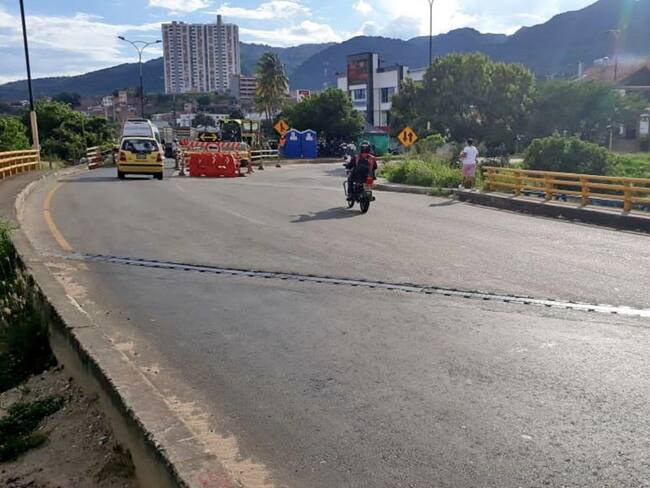 Comenzó cierre de vía de acceso al Poblado
