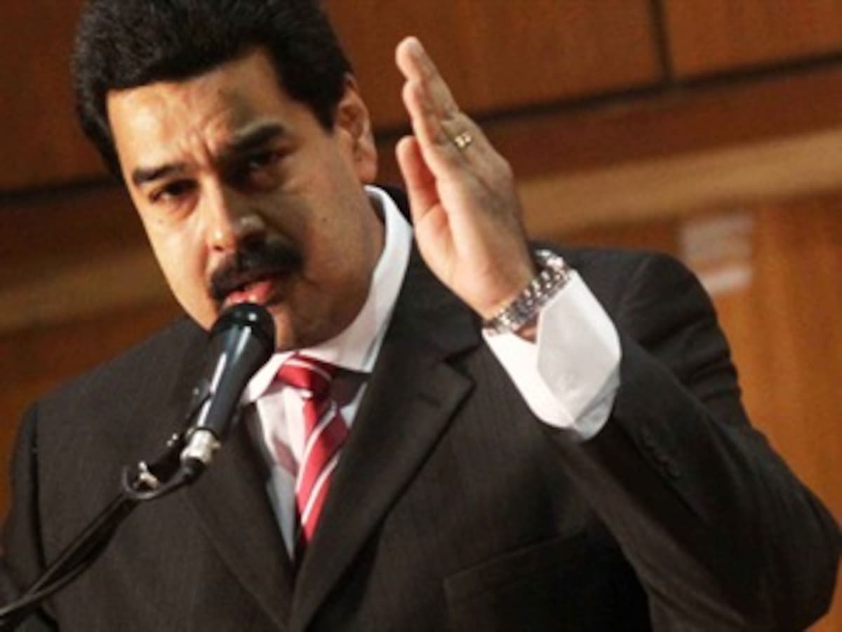 Maduro convoca reunión empresarios de su país y de Colombia en Táchira