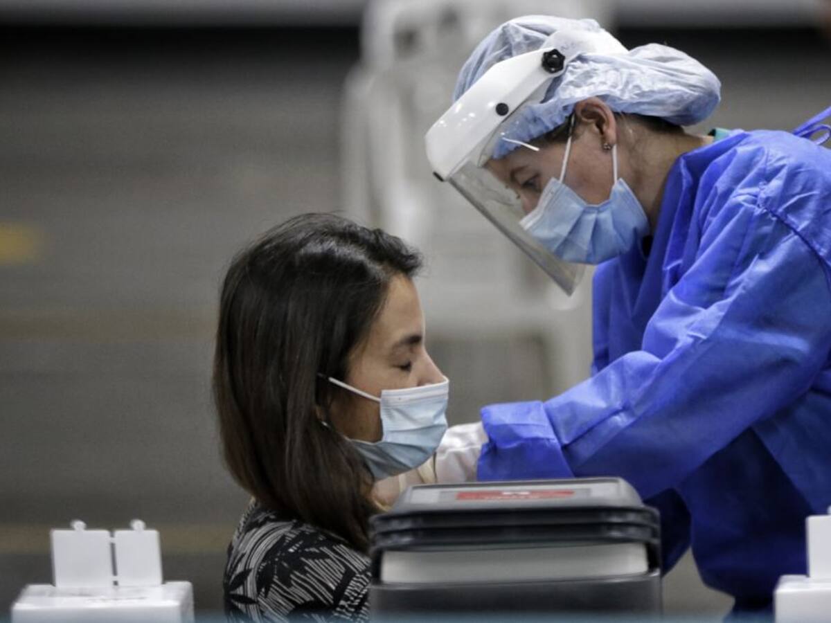 Distrito le pide a líderes religiosos que inviten a creyentes a vacunarse