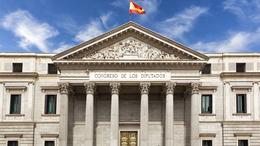 A pesar de tener el mayor número de asientos en el parlamento, se puede inferir que el partido socialista español perdió tres puestos y 730.000 votos en comparación con las pasadas elecciones. . Foto: