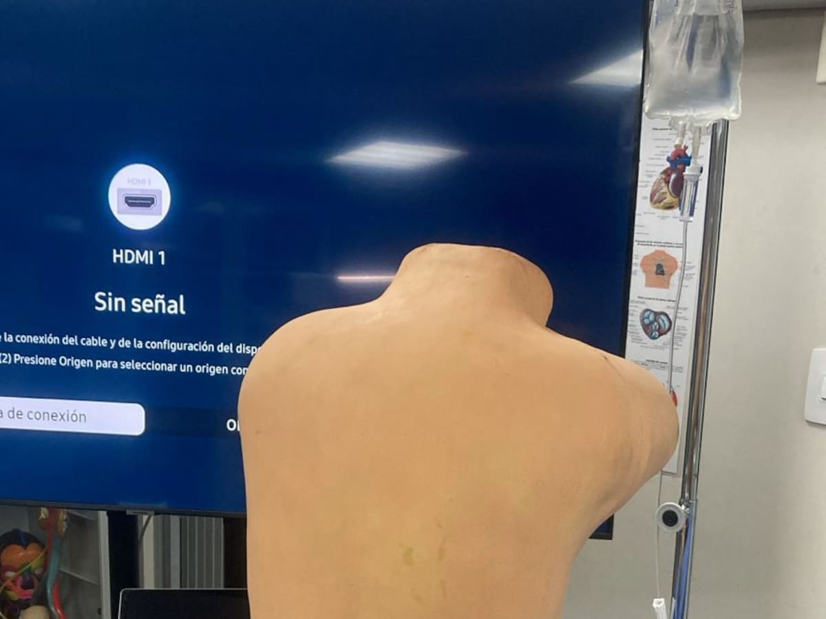 Un simulador de mediana fidelidad para punción lumbar creado en Nariño logra ser patentado