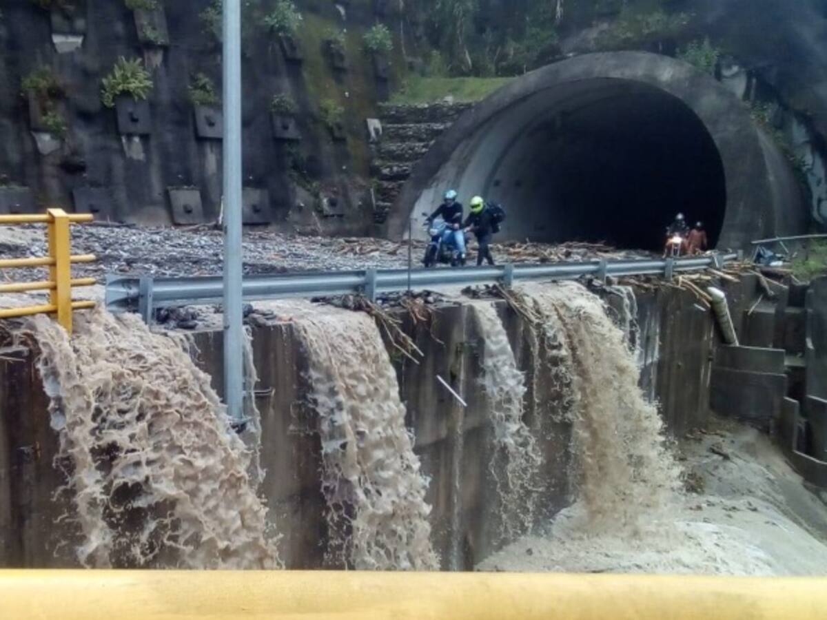 Viceministro de Infraestructura se despacha contra saliente Gobierno