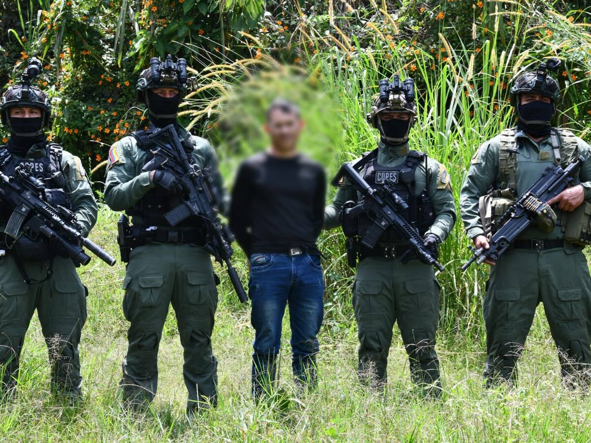 La policía capturó a un experimentado explosivista del frente 36 en Antioquia
