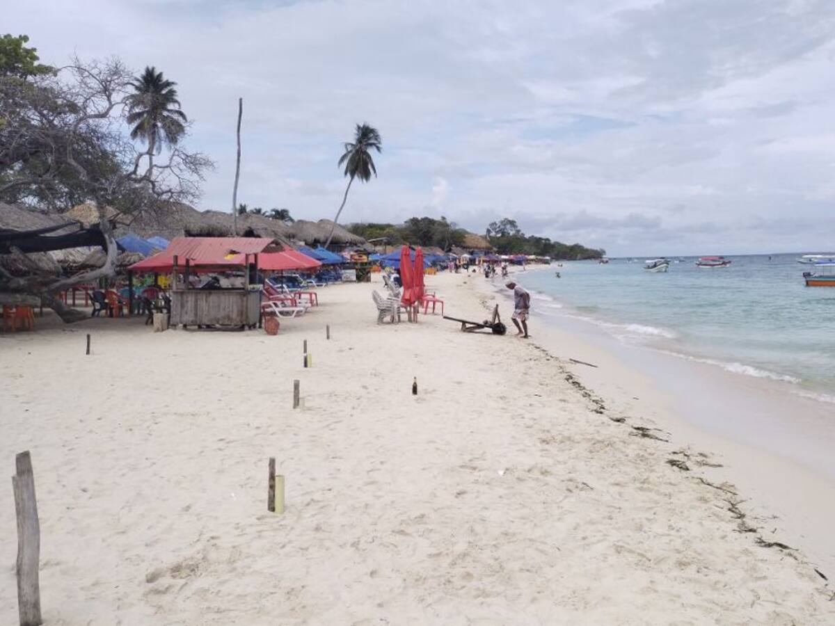 Cobraron $110.000 a turistas por “pruebita” de una ostra en Playa Blanca