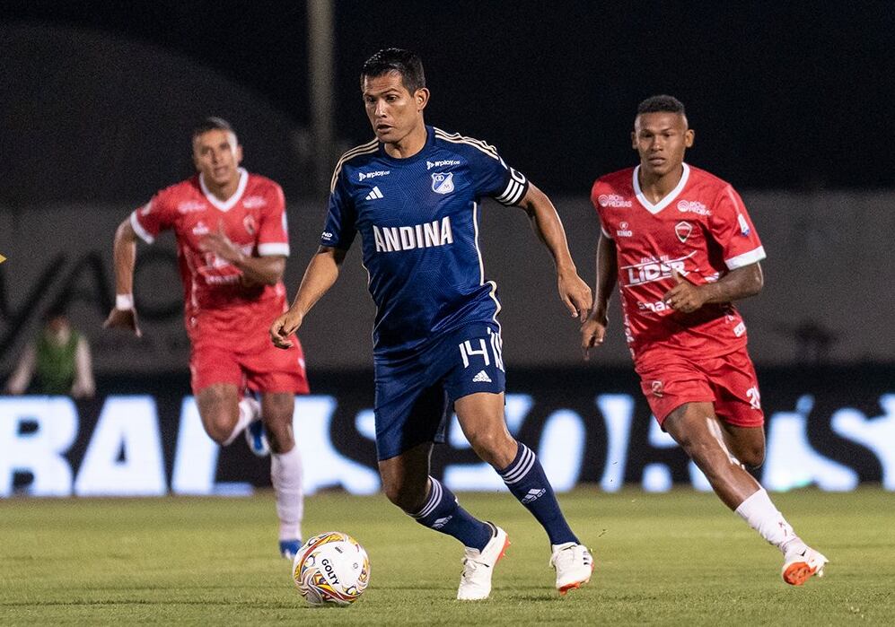 Millonarios Vs. Patriotas / Millonarios X Oficial