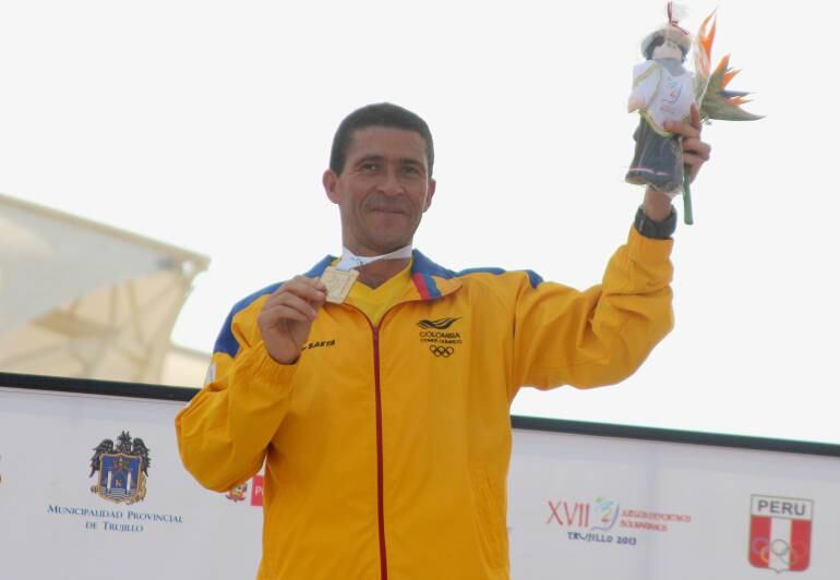 Diego Colorado, uno de los medallistas colombianos. Carta para los Juegos Bolivarianos. /FOTO ALCALDÍA