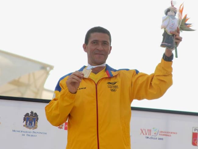 Diego Colorado, uno de los medallistas colombianos. Carta para los Juegos Bolivarianos. /FOTO ALCALDÍA