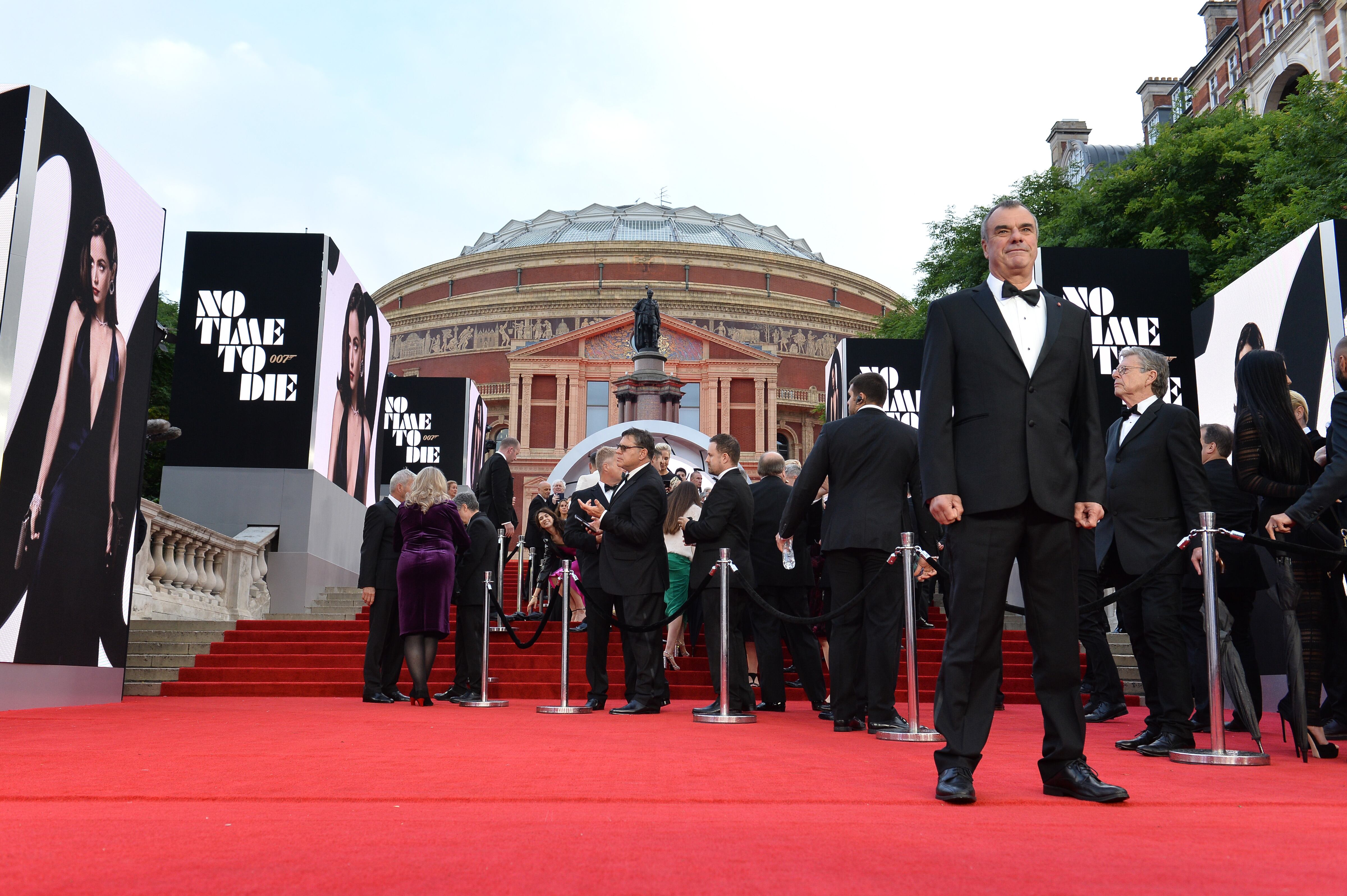 LONDON, ENGLAND - SEPTEMBER 28: Chris Corbould at the World Premiere of "NO TIME TO DIE" at the Royal Albert Hall on September 28, 2021 in London, England. (Photo by Jeff Spicer/Getty Images for EON Productions, Metro-Goldwyn-Mayer Studios, and Universal Pictures)