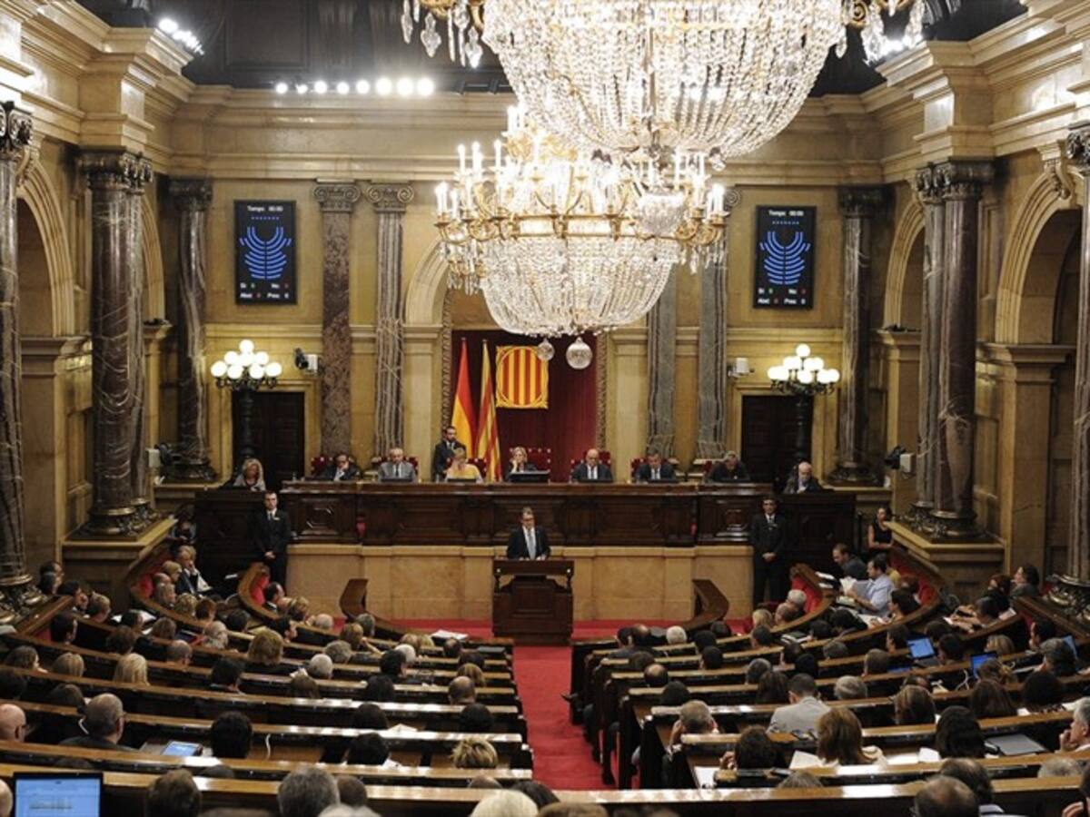 El nuevo Parlamento catalán se constituirá el 17 de enero
