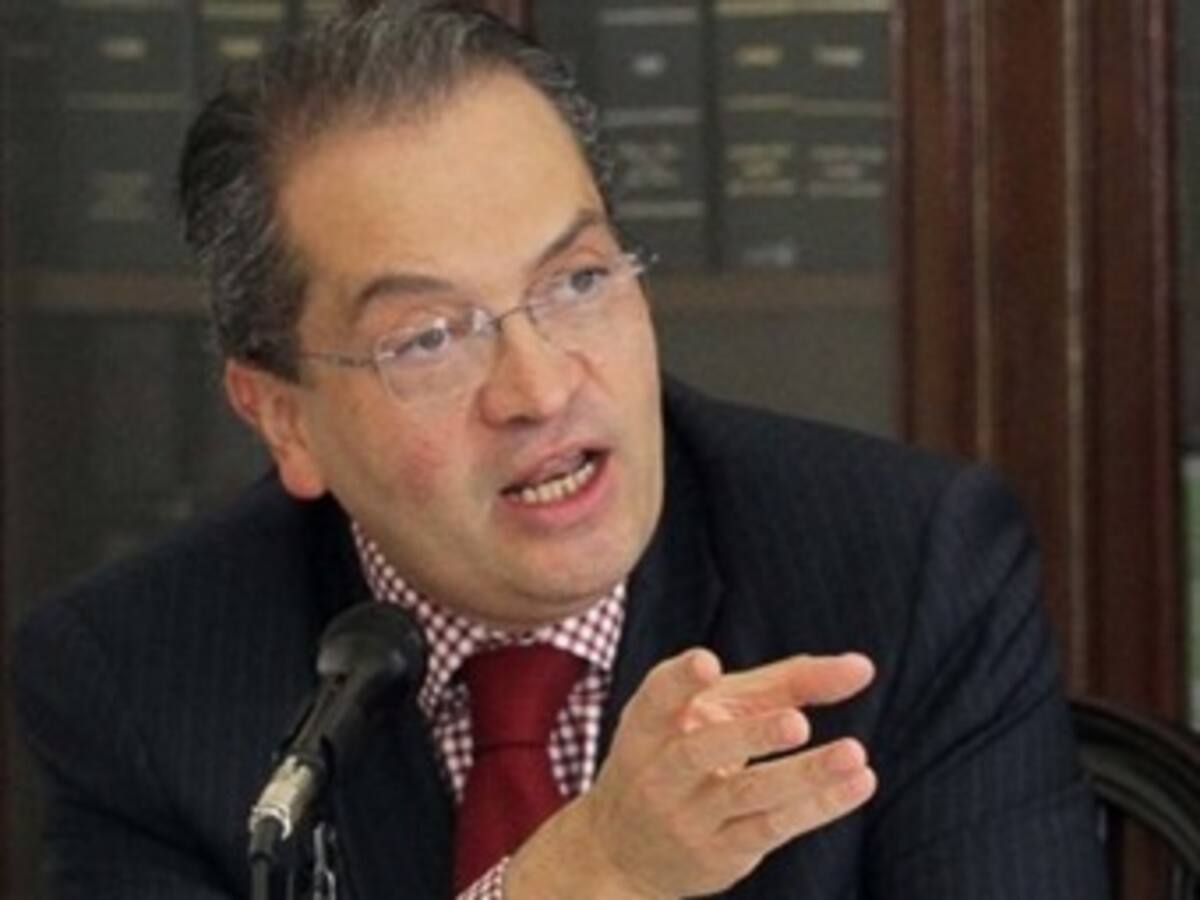 Gobierno cumplió al país con Ley estatutaria de Salud en Senado: Mininterior