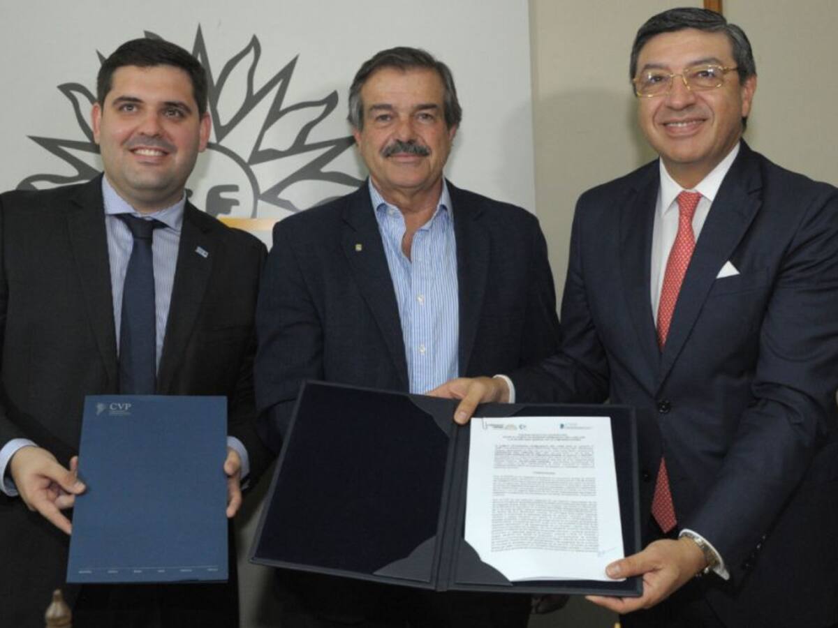 CAN y Cono sur firman convenio de sanidad animal e inocuidad alimentaria