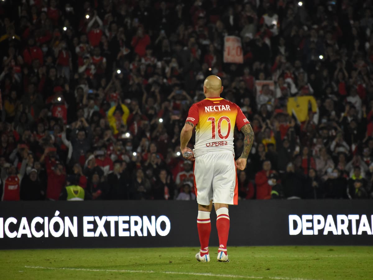 Omar Pérez envía mensaje alentador tras susto médico: “De esta también vamos a salir”