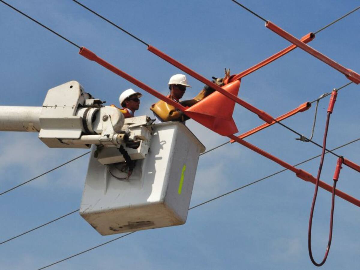 Aprueban en primer debate proyecto que modifica cargo por confiabilidad