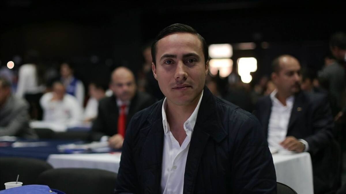 Richard Aguilar busca volver al Congreso de la República: adelanta reuniones en Santander