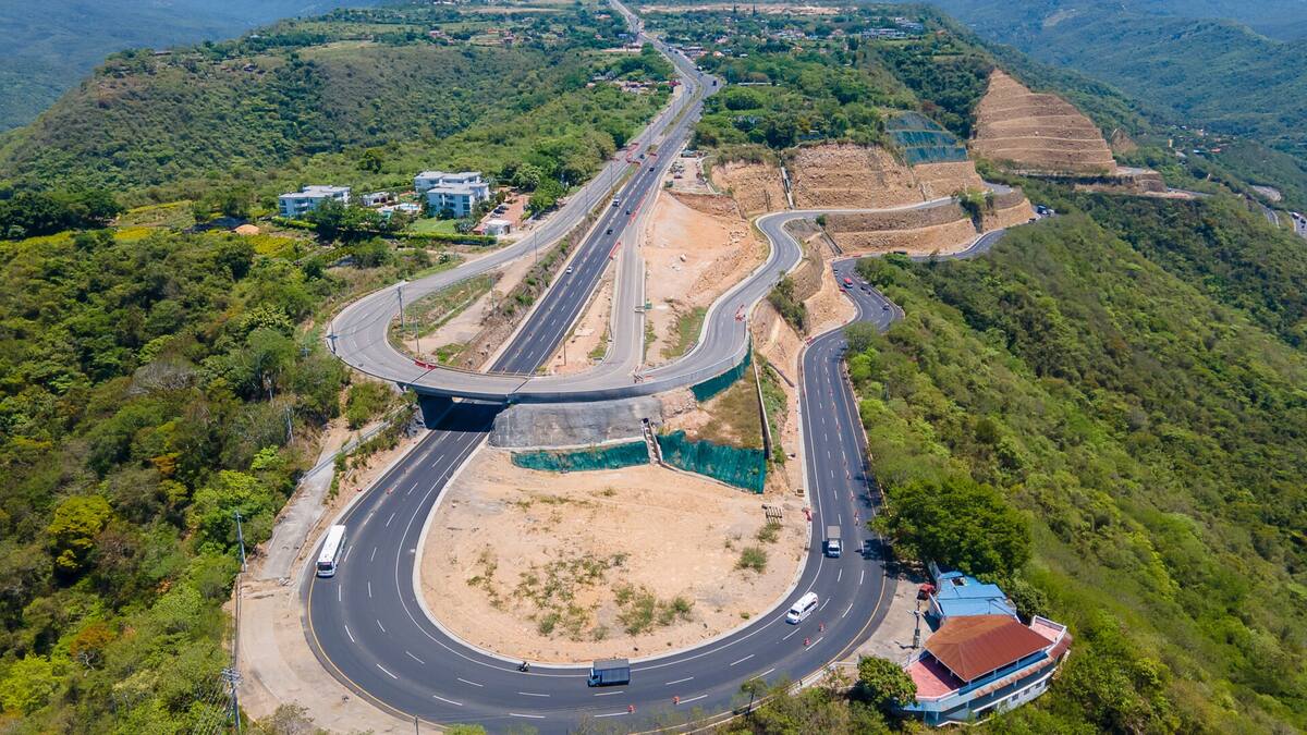 ¿Cuándo será la entrega completa de la vía Bogotá-Girardot?: Fabián Lacouture responde