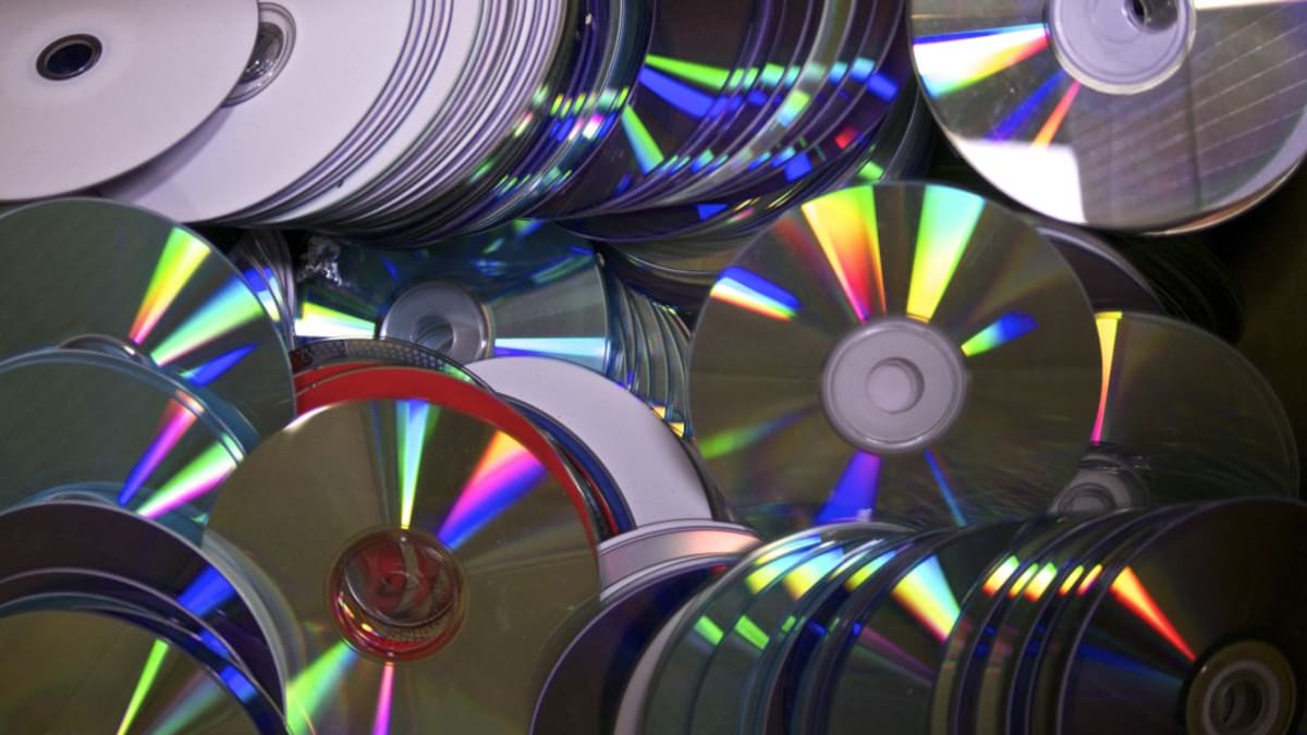 Fue viral en TikTok por guardar sus DVD en la nevera, ¿por qué lo hace?