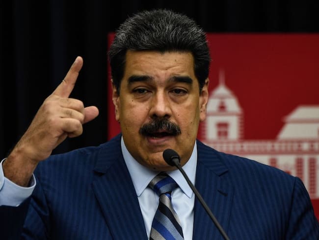 &quot;No se equivoquen&quot;, advierte Maduro a adversarios al defender legitimidad