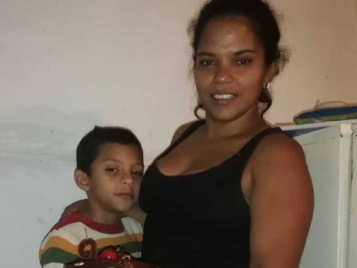 Mujer venezolana denuncia que la Policía en Pereira le quitó su hijo