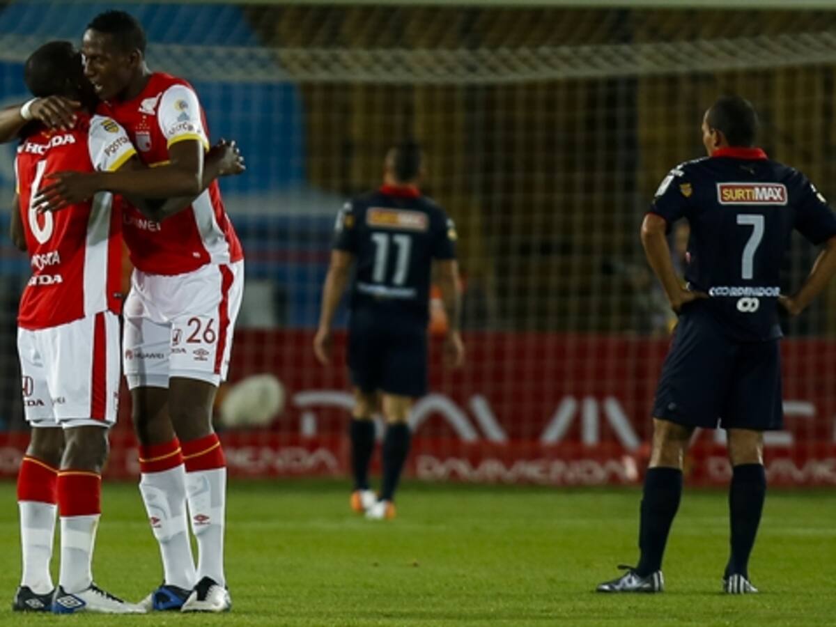 Con goles de Morelo y Darío Rodríguez Santa Fe venció a Medellín en Bogotá