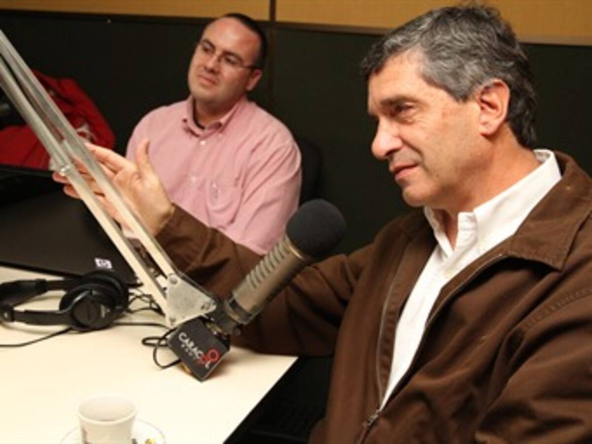 A Santos le gustan las cosas falsas: Rafael Pardo