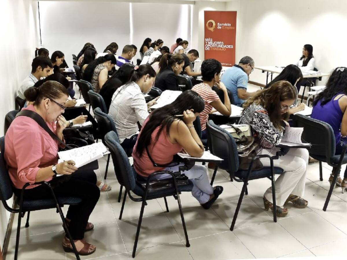 En microrrueda de empleo, se ofertarán 179 vacantes en Cali