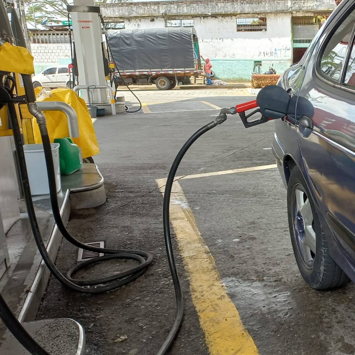 ¿Qué opinan ciudadanos en Armenia sobre el incremento en el precio de la gasolina?