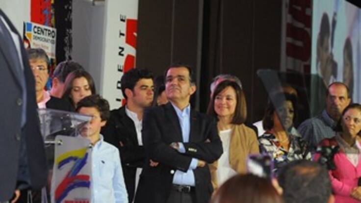 Quiero felicitar al presidente Santos por su triunfo: Zuluaga