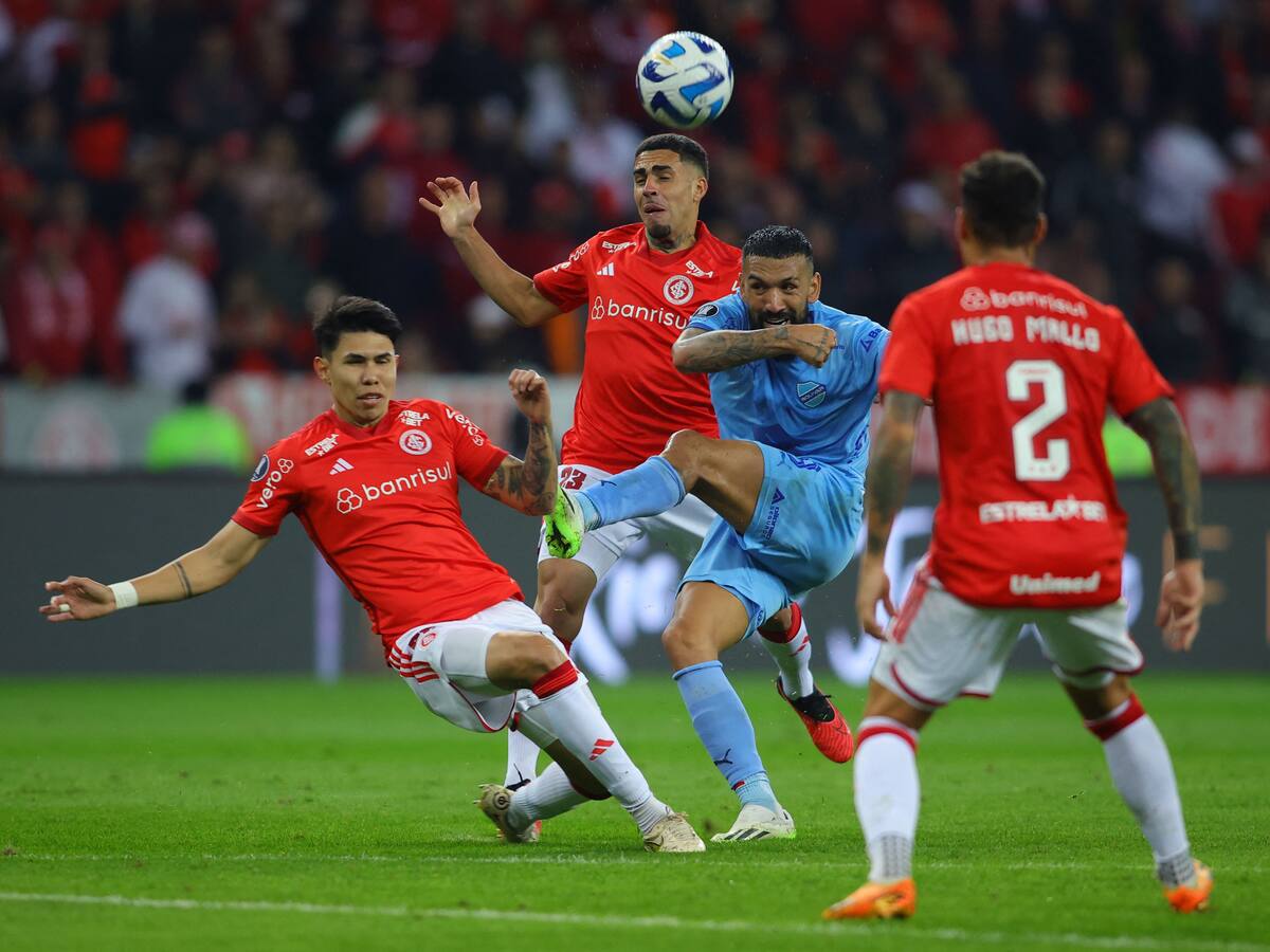 Vitor Roque se pierde las Eliminatorias por la lesión que le provocó Nicolás Hernández