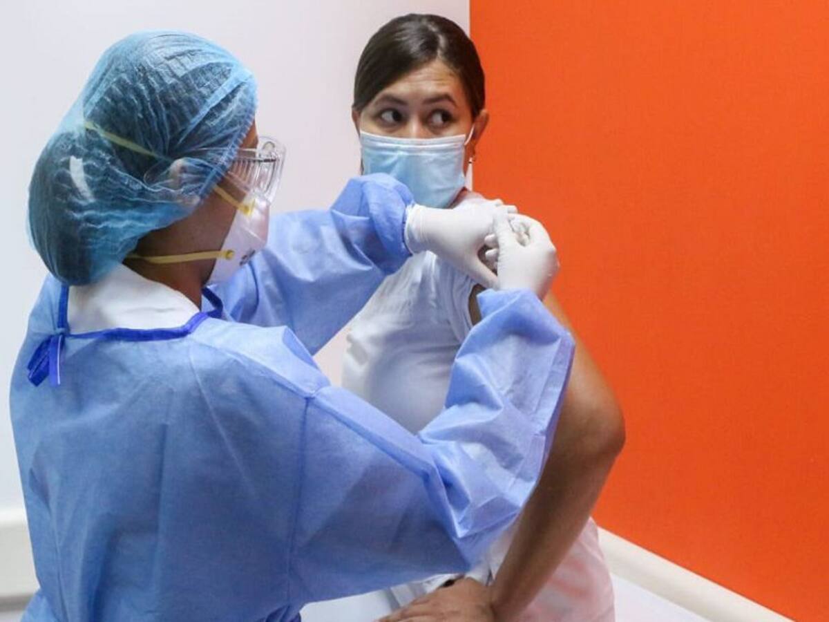 En Córdoba entregan nuevas vacunas contra el COVID-19 a centros de salud