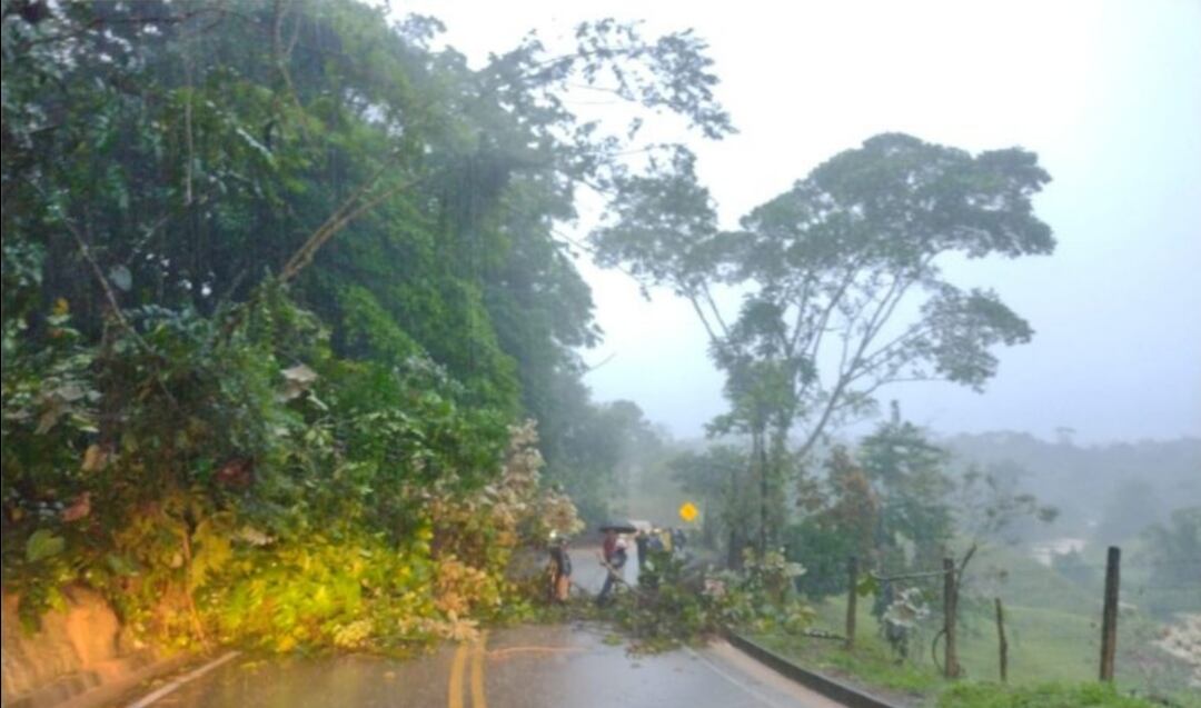 Autoridades viales recomendaron tener precaución a la hora de transitar por el sector que corresponde al tramo Puerto Umbría – Villagarzón. Foto Conexiónputumayo.com