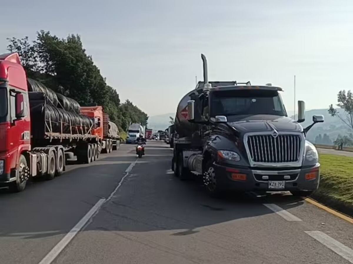 Camioneros de Caldas no respaldan propuesta del gremio sobre porte de armas en las vías