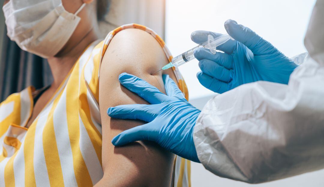 Vacunación COVID-19