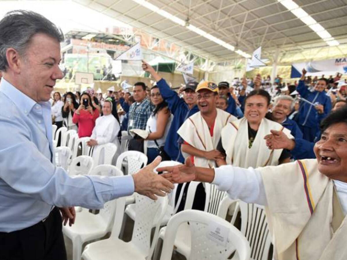 Presidente Santos se reunirá con mandatarios regionales para hablar de zonas de concentración