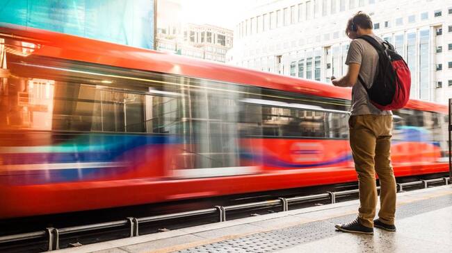 Así será el 'tren infinito' que puede viajar eternamente sin combustible - Getty Images